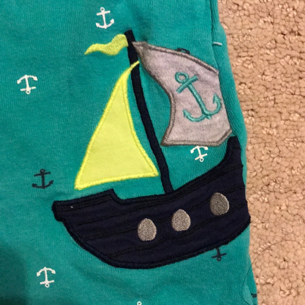 NWOT Carter’s 9 M Anchors/Sailboats Bodysuit - Picture 3 of 4